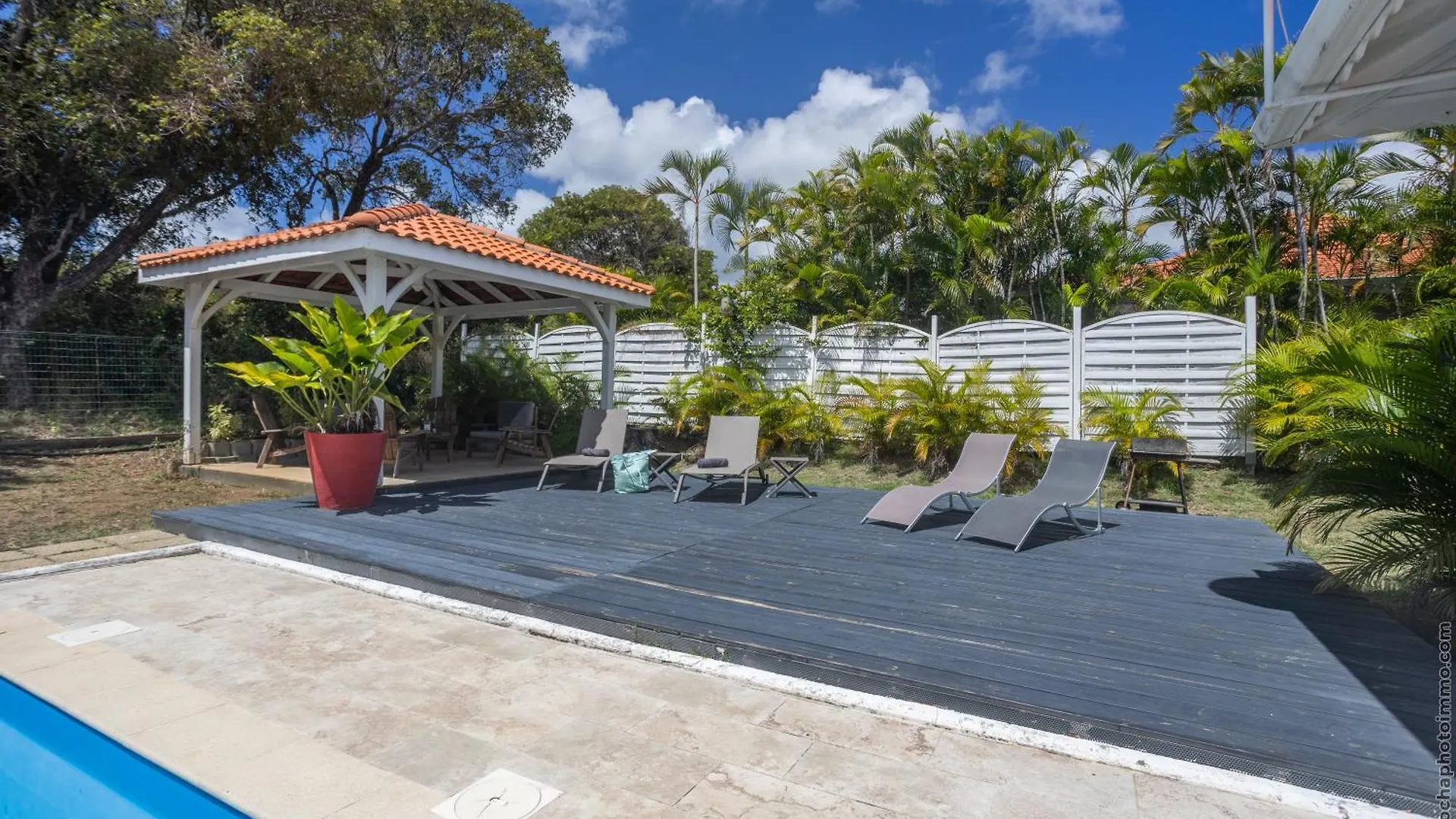Villa Avec Piscine, Kiosque & Evenements Autorises Sainte-Anne