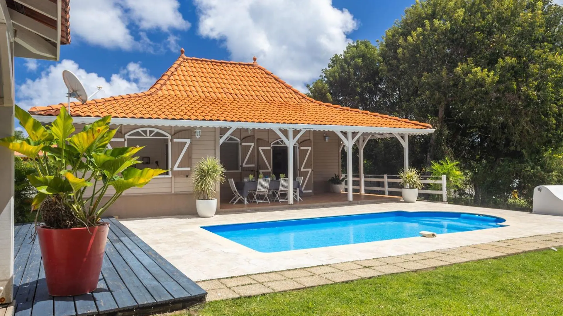 Villa Avec Piscine, Kiosque & Evenements Autorises Sainte-Anne